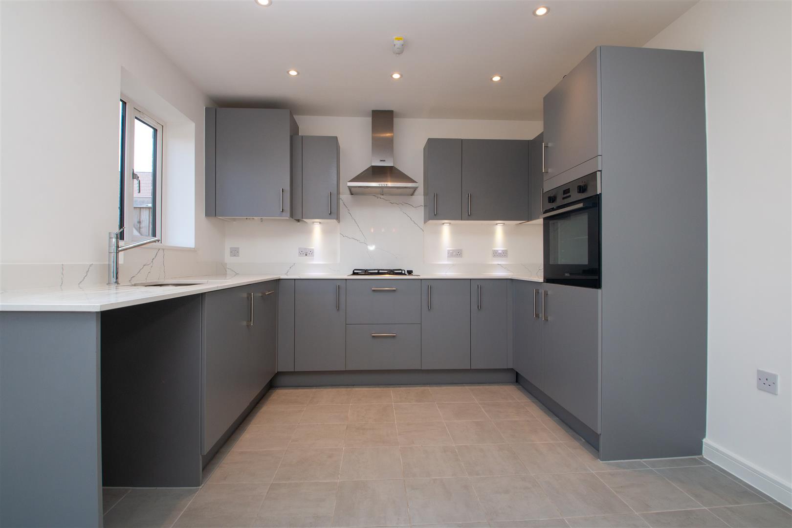 3 bed property in Joyce Rise, Milton Keynes